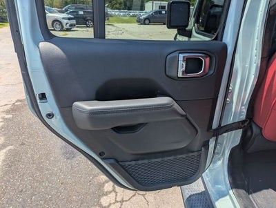 2023 Jeep Wrangler Altitude