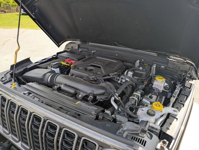 2025 Jeep Wrangler 2-Door Sport 4x4