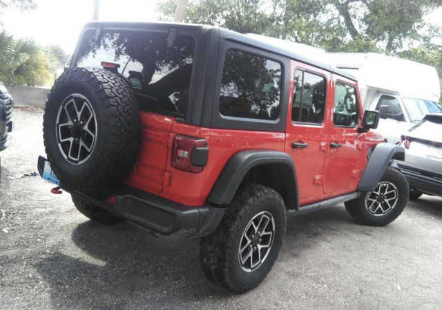 2024 Jeep Wrangler 4-Door Rubicon 4x4