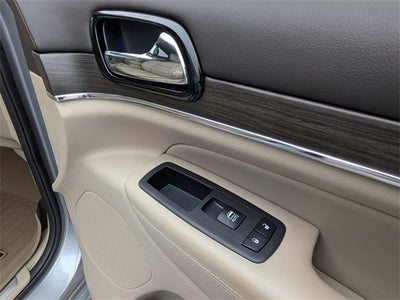 2019 Jeep Grand Cherokee Overland 4x2