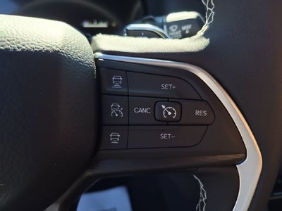 2027 Jeep Grand Cherokee GRAND CHEROKEE LAREDO 4X2