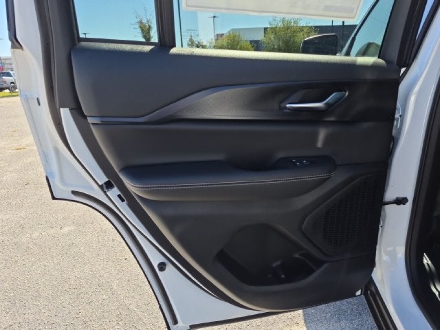 2027 Jeep Grand Cherokee GRAND CHEROKEE LAREDO 4X2