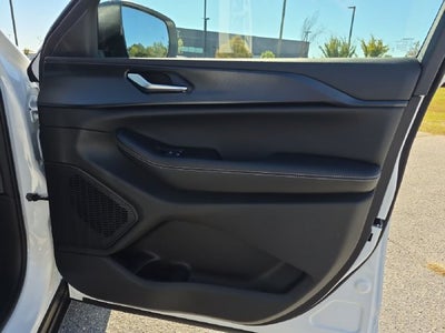 2027 Jeep Grand Cherokee GRAND CHEROKEE LAREDO 4X2