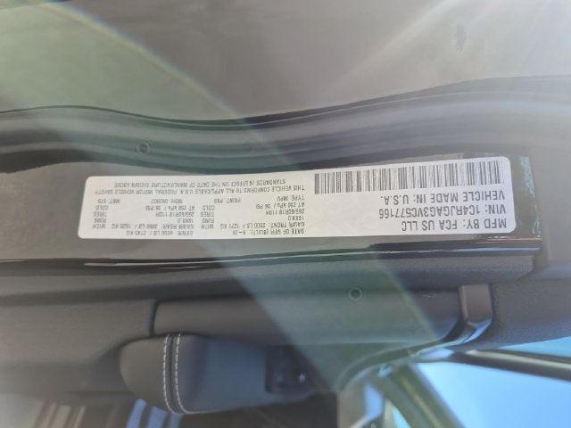 2027 Jeep Grand Cherokee GRAND CHEROKEE LAREDO 4X2