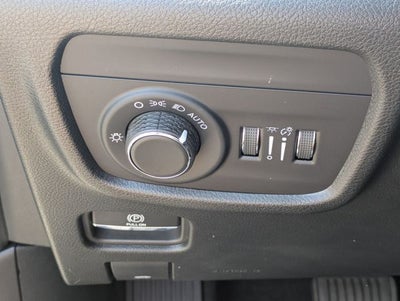 2023 Jeep Grand Cherokee Altitude 4x2