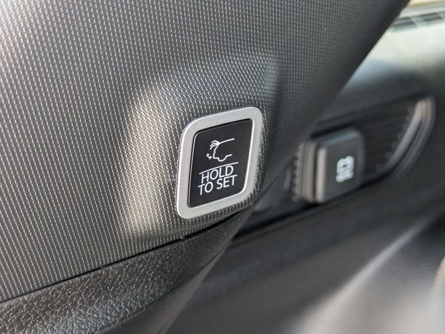 2023 Jeep Grand Cherokee Altitude 4x2