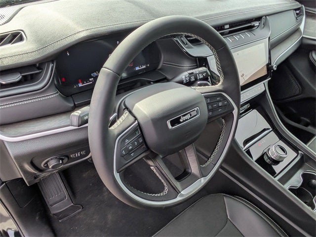 2026 Jeep Grand Cherokee GRAND CHEROKEE LAREDO ALTITUDE 4X2