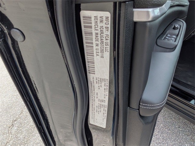 2026 Jeep Grand Cherokee GRAND CHEROKEE LAREDO ALTITUDE 4X2