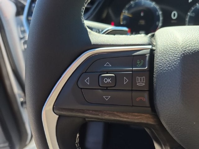 2027 Jeep Grand Cherokee GRAND CHEROKEE LAREDO ALTITUDE 4X2