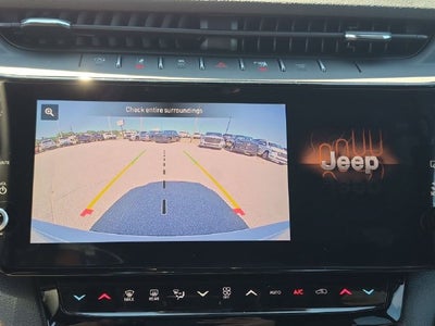 2027 Jeep Grand Cherokee GRAND CHEROKEE LAREDO ALTITUDE 4X2