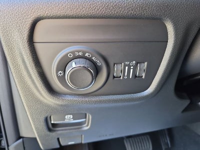 2027 Jeep Grand Cherokee GRAND CHEROKEE LAREDO ALTITUDE 4X2