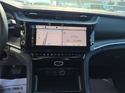 2027 Jeep Grand Cherokee GRAND CHEROKEE LAREDO ALTITUDE 4X2