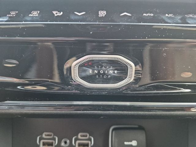 2027 Jeep Grand Cherokee GRAND CHEROKEE LIMITED 4X2