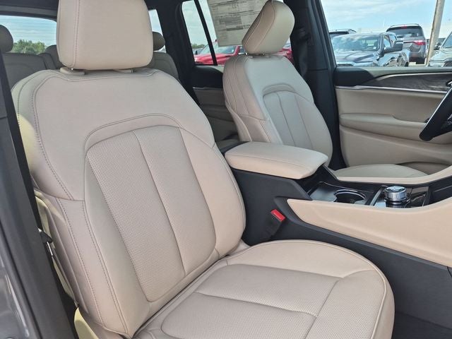 2027 Jeep Grand Cherokee GRAND CHEROKEE LIMITED 4X2