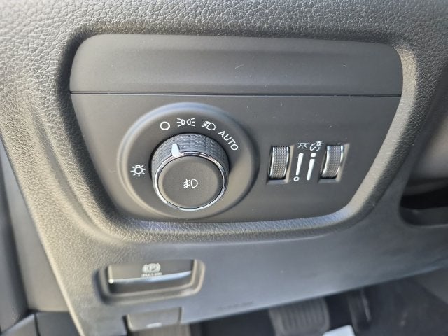 2027 Jeep Grand Cherokee GRAND CHEROKEE LIMITED 4X2