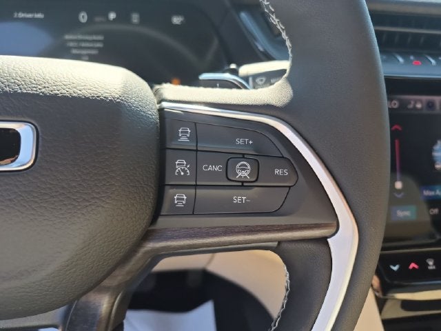 2027 Jeep Grand Cherokee GRAND CHEROKEE LIMITED 4X2