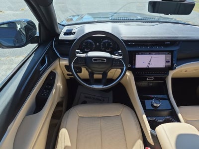 2027 Jeep Grand Cherokee GRAND CHEROKEE LIMITED 4X2
