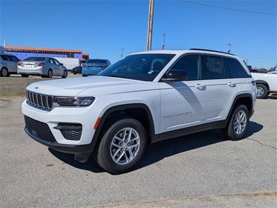 2026 Jeep Grand Cherokee GRAND CHEROKEE LAREDO X 4X4