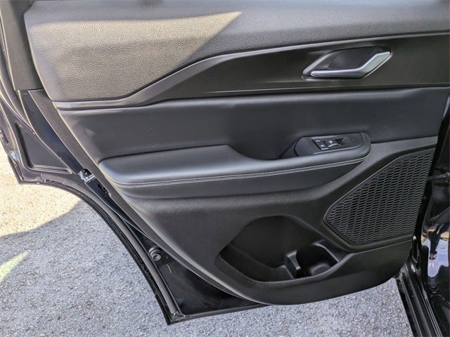 2023 Jeep Grand Cherokee Laredo 4x4