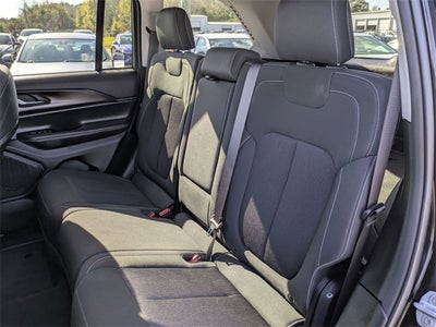 2023 Jeep Grand Cherokee Laredo 4x4