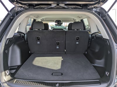 2023 Jeep Grand Cherokee Laredo 4x4