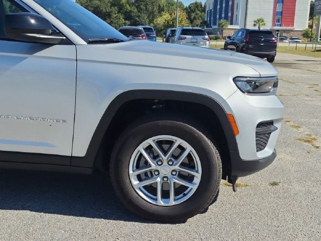 2026 Jeep Grand Cherokee Laredo 4x4