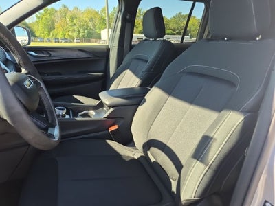 2026 Jeep Grand Cherokee Laredo 4x4