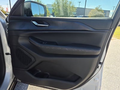2026 Jeep Grand Cherokee Laredo 4x4