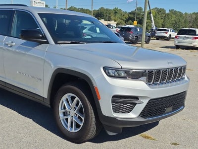 2026 Jeep Grand Cherokee Laredo 4x4
