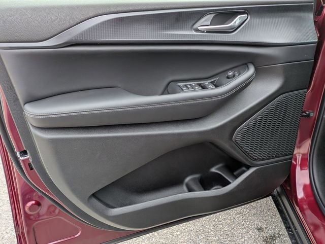 2026 Jeep Grand Cherokee GRAND CHEROKEE LAREDO X 4X4