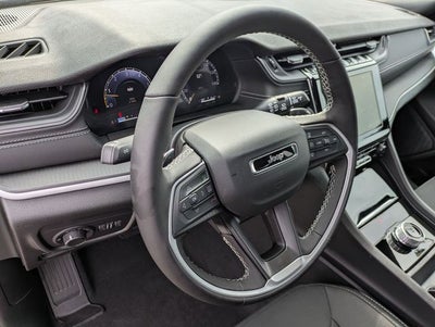 2026 Jeep Grand Cherokee GRAND CHEROKEE LAREDO X 4X4