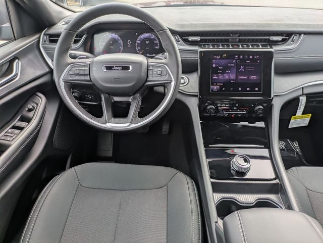 2026 Jeep Grand Cherokee GRAND CHEROKEE LAREDO X 4X4