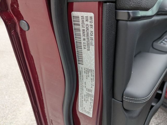 2026 Jeep Grand Cherokee GRAND CHEROKEE LAREDO X 4X4