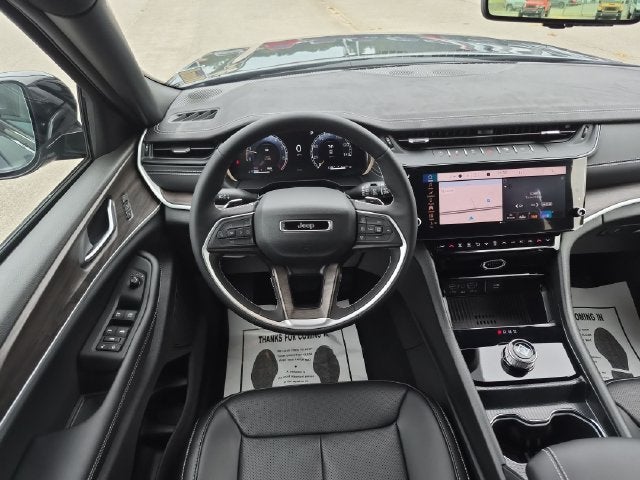2027 Jeep Grand Cherokee GRAND CHEROKEE L LIMITED 4X2