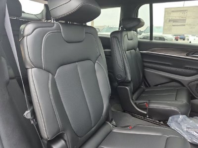 2027 Jeep Grand Cherokee GRAND CHEROKEE L LIMITED 4X2