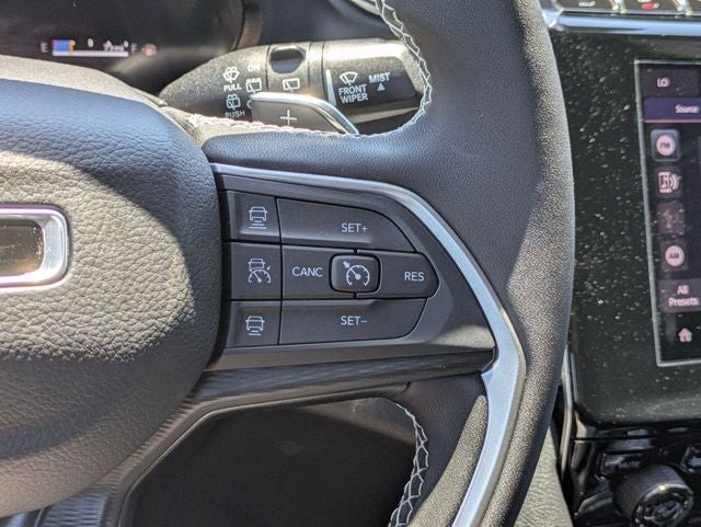 2026 Jeep Grand Cherokee GRAND CHEROKEE L LAREDO 4X4