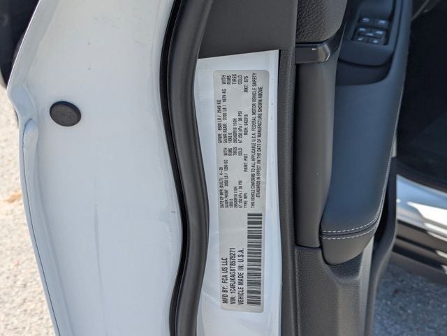 2026 Jeep Grand Cherokee GRAND CHEROKEE L LAREDO 4X4