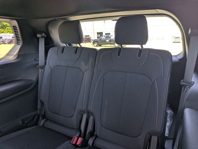2026 Jeep Grand Cherokee GRAND CHEROKEE L LAREDO 4X4