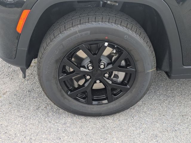 2026 Jeep Grand Cherokee GRAND CHEROKEE L LAREDO ALTITUDE 4X4