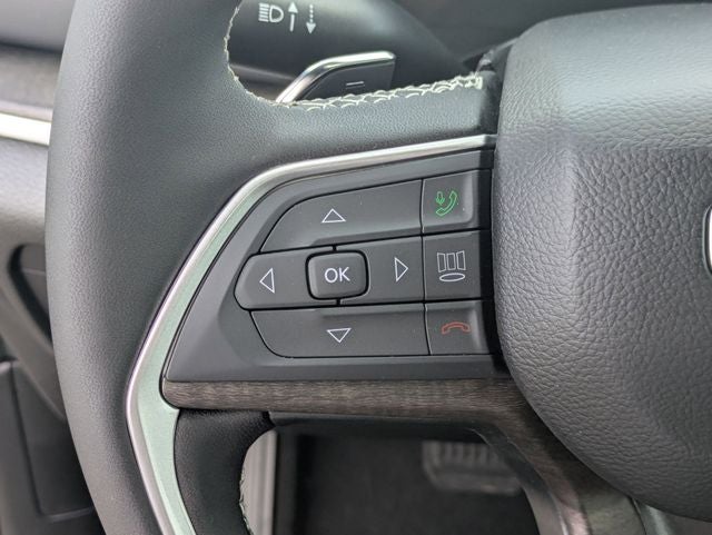 2026 Jeep Grand Cherokee GRAND CHEROKEE L LAREDO ALTITUDE 4X4