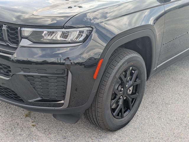 2026 Jeep Grand Cherokee GRAND CHEROKEE L LAREDO ALTITUDE 4X4