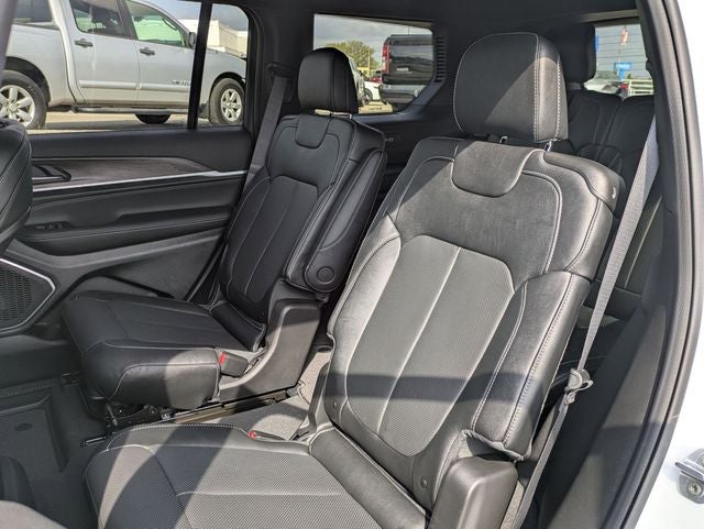 2026 Jeep Grand Cherokee GRAND CHEROKEE L LIMITED RESERVE 4X4