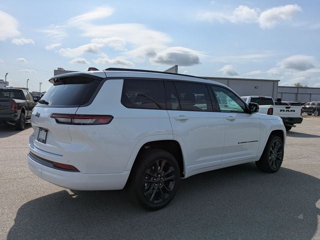 2026 Jeep Grand Cherokee GRAND CHEROKEE L LIMITED RESERVE 4X4