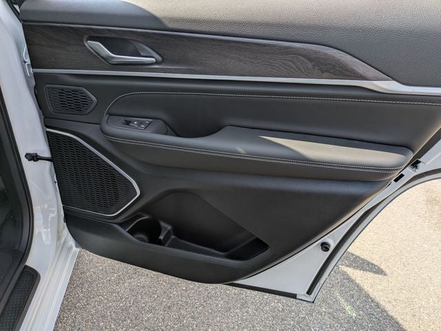 2026 Jeep Grand Cherokee GRAND CHEROKEE L LIMITED RESERVE 4X4