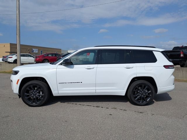 2026 Jeep Grand Cherokee GRAND CHEROKEE L LIMITED RESERVE 4X4