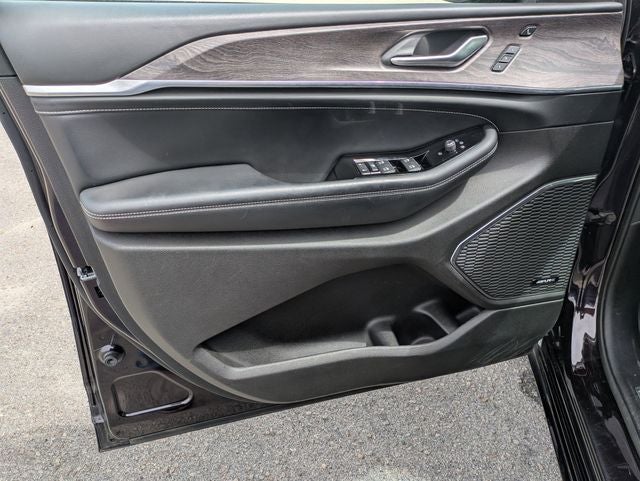 2022 Jeep Grand Cherokee L Overland 4x4