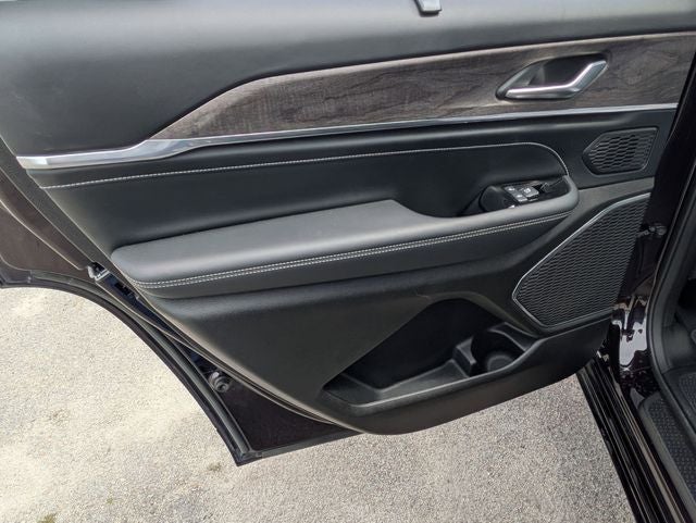 2022 Jeep Grand Cherokee L Overland 4x4