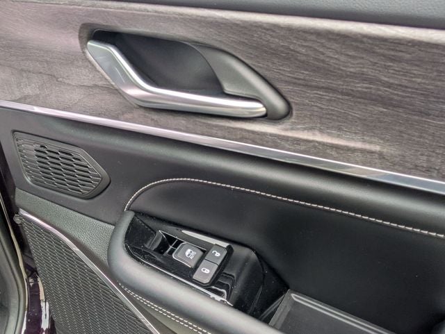 2022 Jeep Grand Cherokee L Overland 4x4