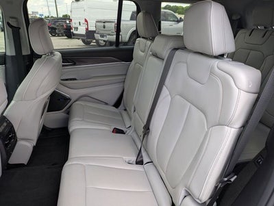 2022 Jeep Grand Cherokee L Overland 4x4