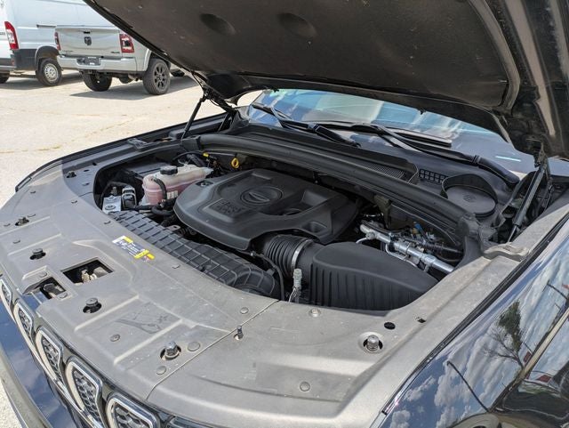 2022 Jeep Grand Cherokee L Overland 4x4